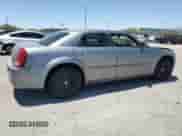 2006 Chrysler 300 with VIN 2C3KA43R86H169845, listed as a Copart auction lot 61271765 with 183,366 mi miles and Salvage title. Bid and sale history available at DreamBid. Image 3.