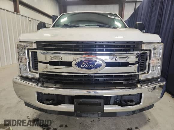 2019 Ford F-250 XL с VIN 1FT7W2A65KEF96627, выставлен на аукционе Copart как лот 85391335 с пробегом 131 963 миль миль и Чистый • Clean title. История ставок и продаж доступна на DreamBid. Изображение 5.