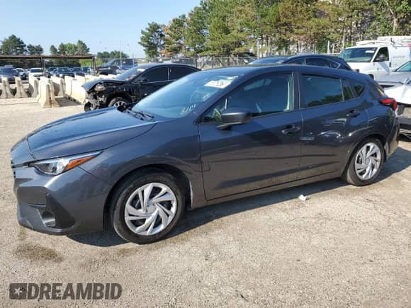 2025 Subaru Impreza z VIN JF1GUABC9S8216178, wystawiony jako Copart lot #68863475 z przebiegiem 11 796 mil mil oraz Szkoda całkowita • Salvage title. Historia ofert i sprzedaży dostępna na DreamBid. Obrazek 1.