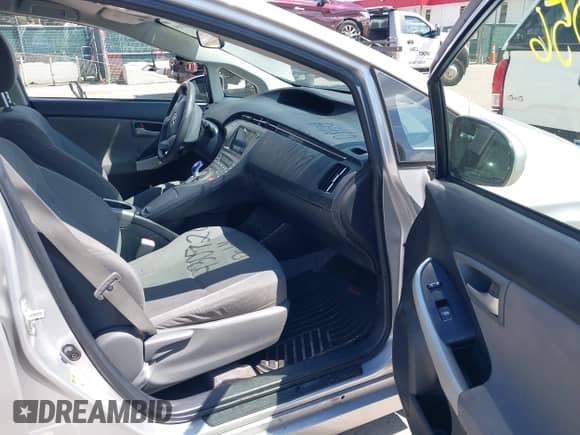 2013 Toyota Prius One с VIN JTDKN3DU6D0345967, выставлен на аукционе IAAI как лот 43092056 с пробегом 208 190 миль миль и . История ставок и продаж доступна на DreamBid. Изображение 5.