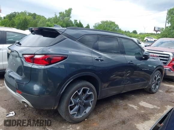 2020 Chevrolet Blazer LT with VIN 3GNKBDRSXLS558568, listed as a IAAI auction lot 42616955 with 134,945 mi miles and . Bid and sale history available at DreamBid. Image 14.