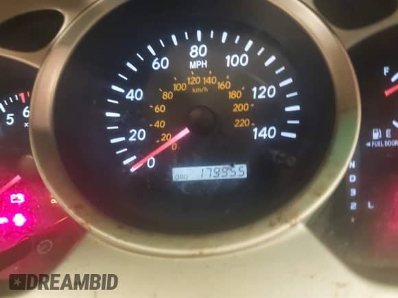 2006 Toyota Highlander z VIN JTEHP21A060172941, wystawiony jako IAAI lot #42846945 z przebiegiem 179 955 mil mil oraz . Historia ofert i sprzedaży dostępna na DreamBid. Obrazek 7.