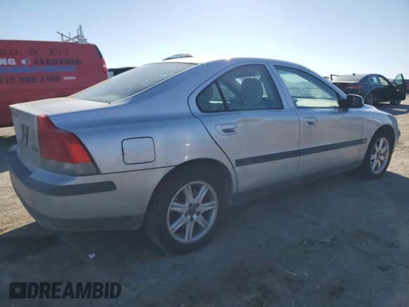 2001 Volvo S60 с VIN YV1RS61R112029119, выставлен на аукционе Copart как лот 42613745 с пробегом 151 162 миль миль и Списание • Salvage title. История ставок и продаж доступна на DreamBid. Изображение 3.