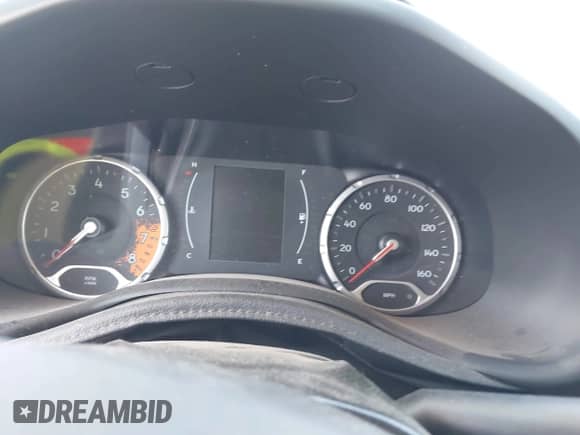 2018 Jeep Renegade Latitude with VIN ZACCJBBB6JPJ28109, listed as a IAAI auction lot 42799867 with Not provided miles and . Bid and sale history available at DreamBid. Image 7.