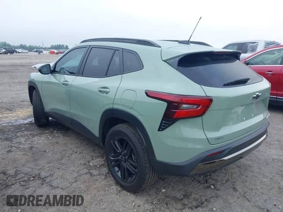 2025 Chevrolet Trax ACTIV z VIN KL77LKEP9SC126850, wystawiony jako IAAI lot #42187814 z przebiegiem 6 854 mil mil oraz . Historia ofert i sprzedaży dostępna na DreamBid. Obrazek 3.