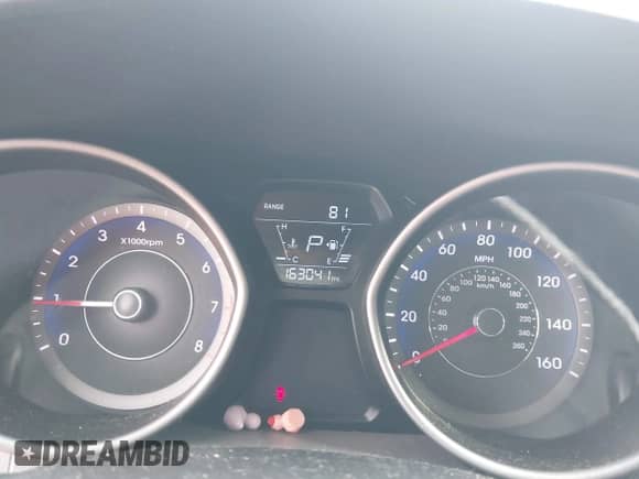 2014 Hyundai Elantra SE with VIN KMHDH4AE6EU201943, listed as a IAAI auction lot 43305064 with 163,041 mi miles and . Bid and sale history available at DreamBid. Image 7.