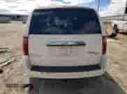 2010 Dodge Grand Caravan SXT z VIN 2D4RN5D19AR195146, wystawiony jako Copart lot #86591255 z przebiegiem 177 887 mil mil oraz Czysty tytuł • Clean title. Historia ofert i sprzedaży dostępna na DreamBid. Obrazek 6.