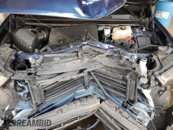 2022 Chevrolet Traverse LS z VIN 1GNERFKWXNJ138301, wystawiony jako Copart lot #59887205 z przebiegiem Nie podano mil oraz Szkoda całkowita • Salvage title. Historia ofert i sprzedaży dostępna na DreamBid. Obrazek 12.