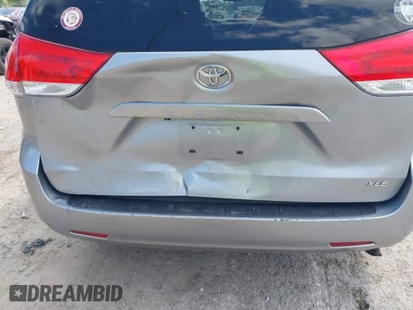 2012 Toyota Sienna XLE AAS with VIN 5TDYK3DC4CS276637, listed as a IAAI auction lot 42977304 with 167,999 mi miles and . Bid and sale history available at DreamBid. Image 6.