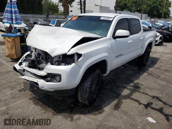 2022 Toyota Tacoma SR5 с VIN 3TMAZ5CN1NM170922, выставлен на аукционе Copart как лот 58293135 с пробегом 37 614 миль миль и Чистый • Clean title. История ставок и продаж доступна на DreamBid. Изображение 1.
