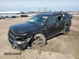 2023 Jeep Grand Cherokee Altitude X z VIN 1C4RJKAG2P8824170, wystawiony jako Copart lot #48838615 z przebiegiem 37 417 mil mil oraz Szkoda całkowita • Salvage title. Historia ofert i sprzedaży dostępna na DreamBid. Obrazek 1.