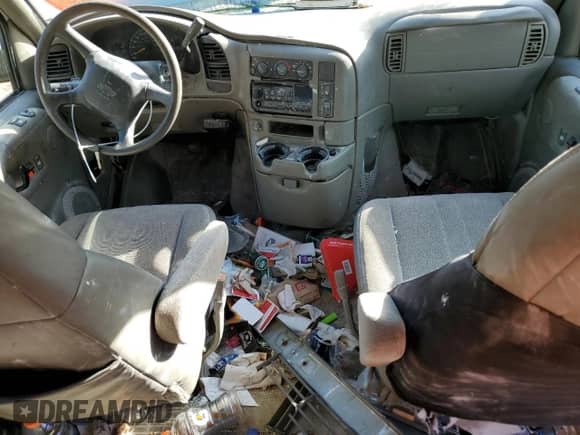 2000 Chevrolet Astro с VIN 1GNDM19W8YB158337, выставлен на аукционе Copart как лот 77418574 с пробегом Не указан миль и Списание • Salvage title. История ставок и продаж доступна на DreamBid. Изображение 8.
