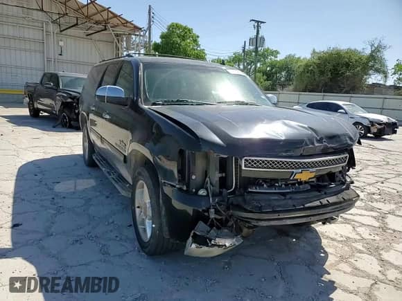 2011 Chevrolet Suburban LS с VIN 1GNSCHE01BR362643, выставлен на аукционе Copart как лот 52919815 с пробегом 180 671 миль миль и Списание • Salvage title. История ставок и продаж доступна на DreamBid. Изображение 12.