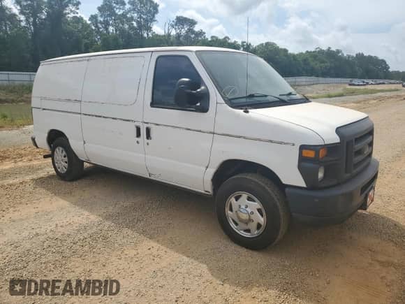 2014 Ford Econoline Cargo Commercial with VIN 1FTNE1EW8EDA90119, listed as a Copart auction lot 52555445 with 338,141 mi miles and Clean title. Bid and sale history available at DreamBid. Image 4.