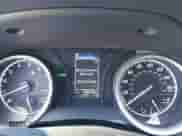 2023 Toyota Camry LE z VIN 4T1C11AK8PU757761, wystawiony jako IAAI lot #43340611 z przebiegiem 28 919 mil mil oraz . Historia ofert i sprzedaży dostępna na DreamBid. Obrazek 7.