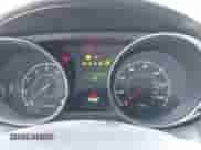 2021 Mitsubishi Outlander ES z VIN JA4APUAU1MU001501, wystawiony jako IAAI lot #42073396 z przebiegiem 55 253 mil mil oraz . Historia ofert i sprzedaży dostępna na DreamBid. Obrazek 7.