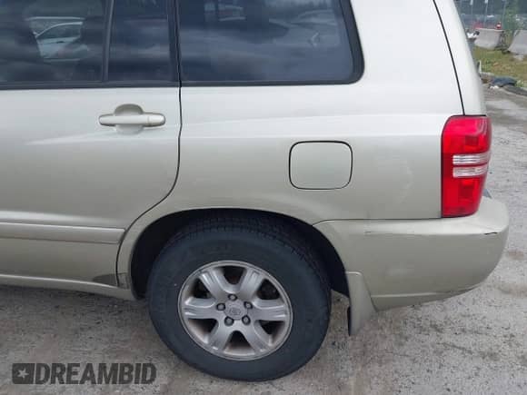 2003 Toyota Highlander с VIN JTEGF21A130119398, выставлен на аукционе IAAI как лот 42560476 с пробегом 263 151 миль миль и . История ставок и продаж доступна на DreamBid. Изображение 6.