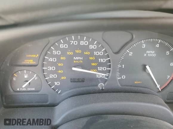 2002 Saturn SC with VIN 1G8ZY12772Z164242, listed as a Copart auction lot 46911695 with 216,124 mi miles and Salvage title. Bid and sale history available at DreamBid. Image 9.