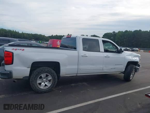 2015 Chevrolet Silverado 1500 LT with VIN 3GCUKREC7FG225541, listed as a IAAI auction lot 43169935 with 182,944 mi miles and . Bid and sale history available at DreamBid. Image 13.