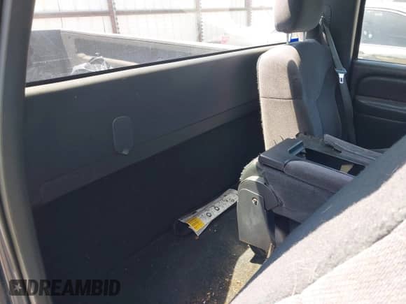 2000 GMC Sierra 1500 SL с VIN 1GTEC14W8YZ228031, выставлен на аукционе IAAI как лот 42003157 с пробегом 232 256 миль миль и . История ставок и продаж доступна на DreamBid. Изображение 8.