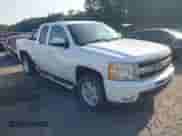 2011 Chevrolet Silverado 1500 LTZ z VIN 1GCRKTE34BZ189997, wystawiony jako IAAI lot #42146489 z przebiegiem 166 724 mil mil oraz . Historia ofert i sprzedaży dostępna na DreamBid. Obrazek 1.