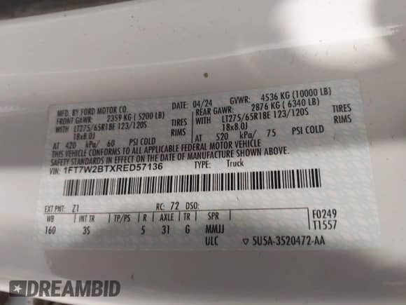 2024 Ford F-250 XL z VIN 1FT7W2BTXRED57136, wystawiony jako IAAI lot #43162846 z przebiegiem 44 979 mil mil oraz . Historia ofert i sprzedaży dostępna na DreamBid. Obrazek 9.