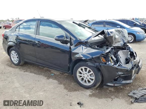 2018 Chevrolet Sonic LT с VIN 1G1JD5SB1J4120381, выставлен на аукционе Copart как лот 70297745 с пробегом 62 168 миль миль и Списание • Salvage title. История ставок и продаж доступна на DreamBid. Изображение 4.