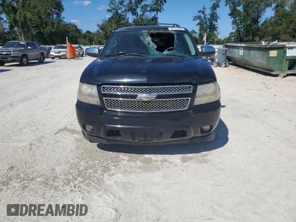 2011 Chevrolet Tahoe LS with VIN 1GNSCAE01BR179105, listed as a Copart auction lot 86249295 with 233,418 mi miles and Salvage title. Bid and sale history available at DreamBid. Image 5.