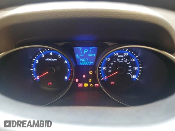 2010 Hyundai Tucson GLS с VIN KM8JU3AC2AU017441, выставлен на аукционе Copart как лот 55148525 с пробегом 128 829 миль миль и Списание • Salvage title. История ставок и продаж доступна на DreamBid. Изображение 9.