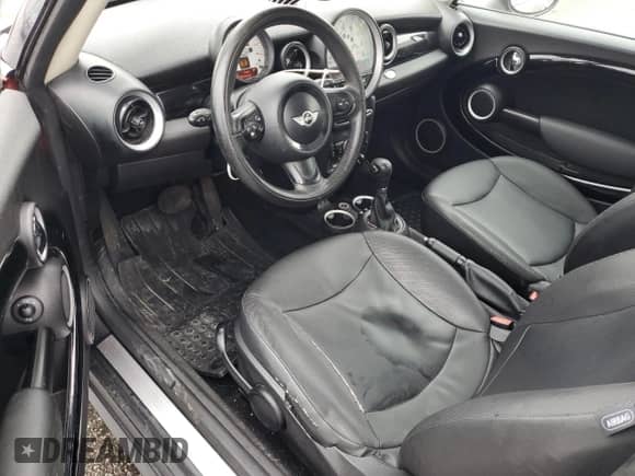 2013 MINI Hardtop with VIN WMWSU3C58DT545841, listed as a Copart auction lot 54144755 with 163,411 mi miles and Clean title. Bid and sale history available at DreamBid. Image 8.