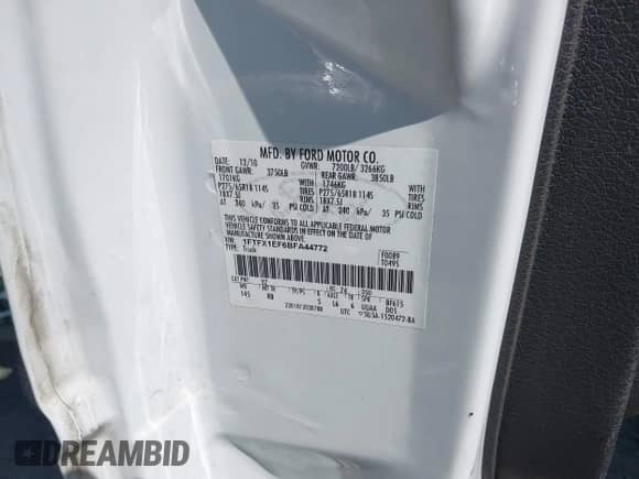 2011 Ford F-150 XL с VIN 1FTFX1EF6BFA44772, выставлен на аукционе IAAI как лот 42756722 с пробегом 193 401 миль миль и . История ставок и продаж доступна на DreamBid. Изображение 9.