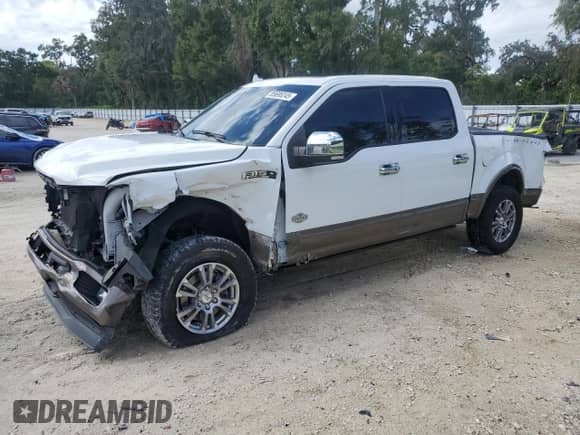 2018 Ford F-150 XL с VIN 1FTEW1EGXJFE49958, выставлен на аукционе Copart как лот 85695245 с пробегом 150 407 миль миль и Списание • Salvage title. История ставок и продаж доступна на DreamBid. Изображение 1.