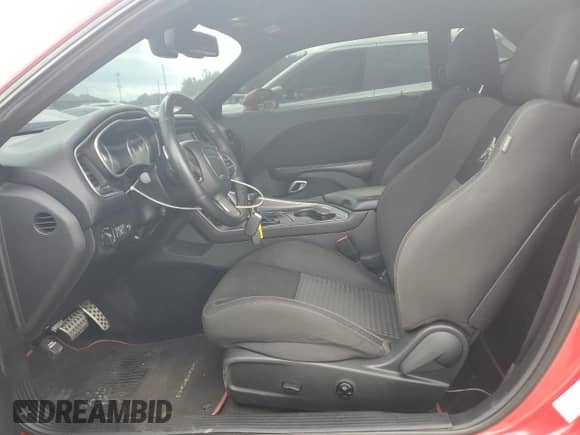 2015 Dodge Challenger R/T Scat Pack with VIN 2C3CDZFJ8FH888186, listed as a Copart auction lot 70102385 with 111,971 mi miles and Clean title. Bid and sale history available at DreamBid. Image 7.