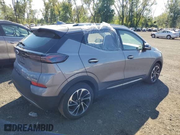 2023 Chevrolet Bolt EUV Premier with VIN 1G1FZ6S06P4136516, listed as a Copart auction lot 81197205 with 6,847 mi miles and Salvage title. Bid and sale history available at DreamBid. Image 3.