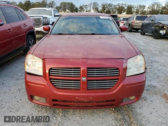 2006 Dodge Magnum R/T z VIN 2D8GV57256H137073, wystawiony jako Copart lot #74721384 z przebiegiem 102 488 mil mil oraz Czysty tytuł • Clean title. Historia ofert i sprzedaży dostępna na DreamBid. Obrazek 5.