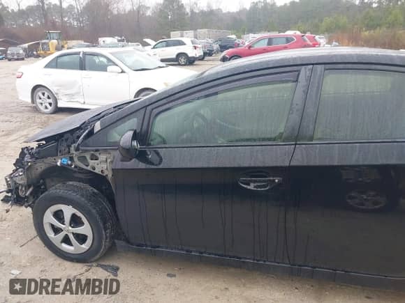 2015 Toyota Prius Four with VIN JTDKN3DU1F1996520, listed as a IAAI auction lot 41564249 with 194,433 mi miles and . Bid and sale history available at DreamBid. Image 15.