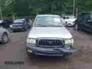 2001 Toyota Tacoma z VIN 5TENL42N41Z795150, wystawiony jako IAAI lot #42657291 z przebiegiem 288 053 mil mil oraz . Historia ofert i sprzedaży dostępna na DreamBid. Obrazek 12.