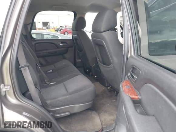 2011 Chevrolet Tahoe LS с VIN 1GNSCAE08BR359908, выставлен на аукционе IAAI как лот 43285806 с пробегом 143 385 миль миль и . История ставок и продаж доступна на DreamBid. Изображение 8.