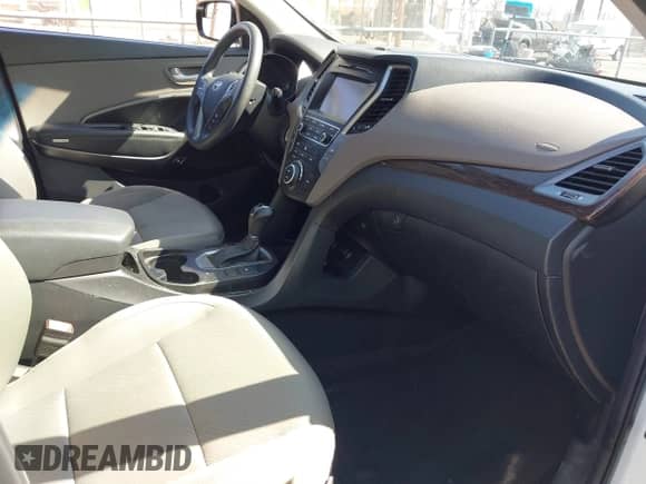2018 Hyundai Santa Fe 2.4L with VIN 5NMZU3LB6JH057170, listed as a IAAI auction lot 43126111 with 89,888 mi miles and . Bid and sale history available at DreamBid. Image 5.