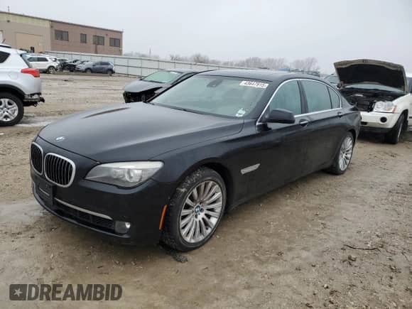 2010 BMW 7 Series 750Li xDrive z VIN WBAKC8C53AC430723, wystawiony jako Copart lot #43647915 z przebiegiem 89 894 mil mil oraz Czysty tytuł • Clean title. Historia ofert i sprzedaży dostępna na DreamBid. Obrazek 1.