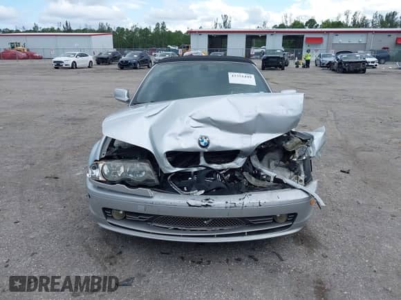 2001 BMW 3 Series 330Ci с VIN WBABS534X1JU83536, выставлен на аукционе IAAI как лот 43351449 с пробегом 122 300 миль миль и . История ставок и продаж доступна на DreamBid. Изображение 6.