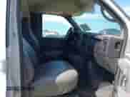 2008 Chevrolet City Express Cargo с VIN 1GCHG35K581154980, выставлен на аукционе IAAI как лот 43317040 с пробегом 194 035 миль миль и . История ставок и продаж доступна на DreamBid. Изображение 5.