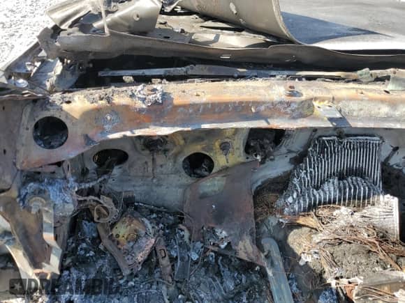 2019 BMW 5 Series 540i с VIN WBAJE5C55KWA98808, выставлен на аукционе Copart как лот 55162565 с пробегом Не указан миль и На запчасти • Non repairable. История ставок и продаж доступна на DreamBid. Изображение 9.