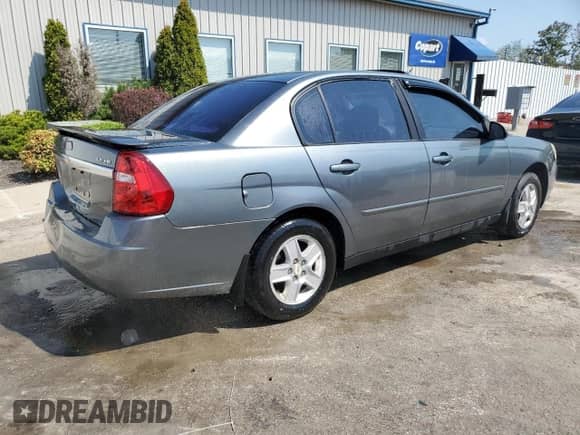 2004 Chevrolet Malibu LS z VIN 1G1ZT548X4F151449, wystawiony jako Copart lot #71453944 z przebiegiem 162 166 mil mil oraz Nie do naprawy • Non repairable. Historia ofert i sprzedaży dostępna na DreamBid. Obrazek 3.