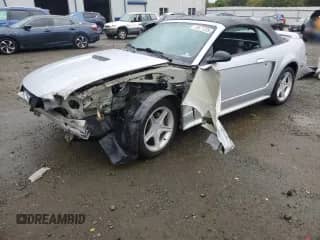 2000 Ford Mustang GT z VIN 1FAFP45XXYF256180, wystawiony jako Copart lot #85671225 z przebiegiem Nie podano mil oraz Szkoda całkowita • Salvage title. Historia ofert i sprzedaży dostępna na DreamBid. Obrazek 1.