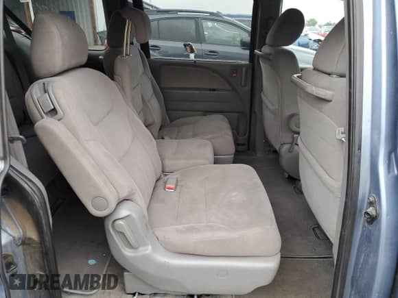 2008 Honda Odyssey EX z VIN 5FNRL38498B101378, wystawiony jako Copart lot #64691565 z przebiegiem 99 156 mil mil oraz Szkoda całkowita • Salvage title. Historia ofert i sprzedaży dostępna na DreamBid. Obrazek 12.