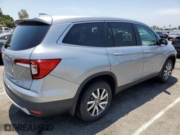 2021 Honda Pilot EX with VIN 5FNYF5H37MB034540, listed as a Copart auction lot 60372405 with 11,830 mi miles and Salvage title. Bid and sale history available at DreamBid. Image 3.