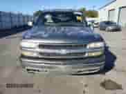 2002 Chevrolet Tahoe LT with VIN 1GNEC13Z92R154547, listed as a Copart auction lot 86888945 with 227,015 mi miles and Salvage title. Bid and sale history available at DreamBid. Image 5.