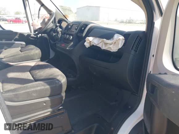 2021 Ram ProMaster Cargo с VIN 3C6LRVAG0ME565123, выставлен на аукционе IAAI как лот 41876109 с пробегом 66 737 миль миль и . История ставок и продаж доступна на DreamBid. Изображение 5.