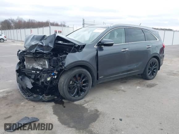 2020 Kia Sorento EX z VIN 5XYPHDA58LG709928, wystawiony jako IAAI lot #41826419 z przebiegiem Nie podano mil oraz . Historia ofert i sprzedaży dostępna na DreamBid. Obrazek 18.